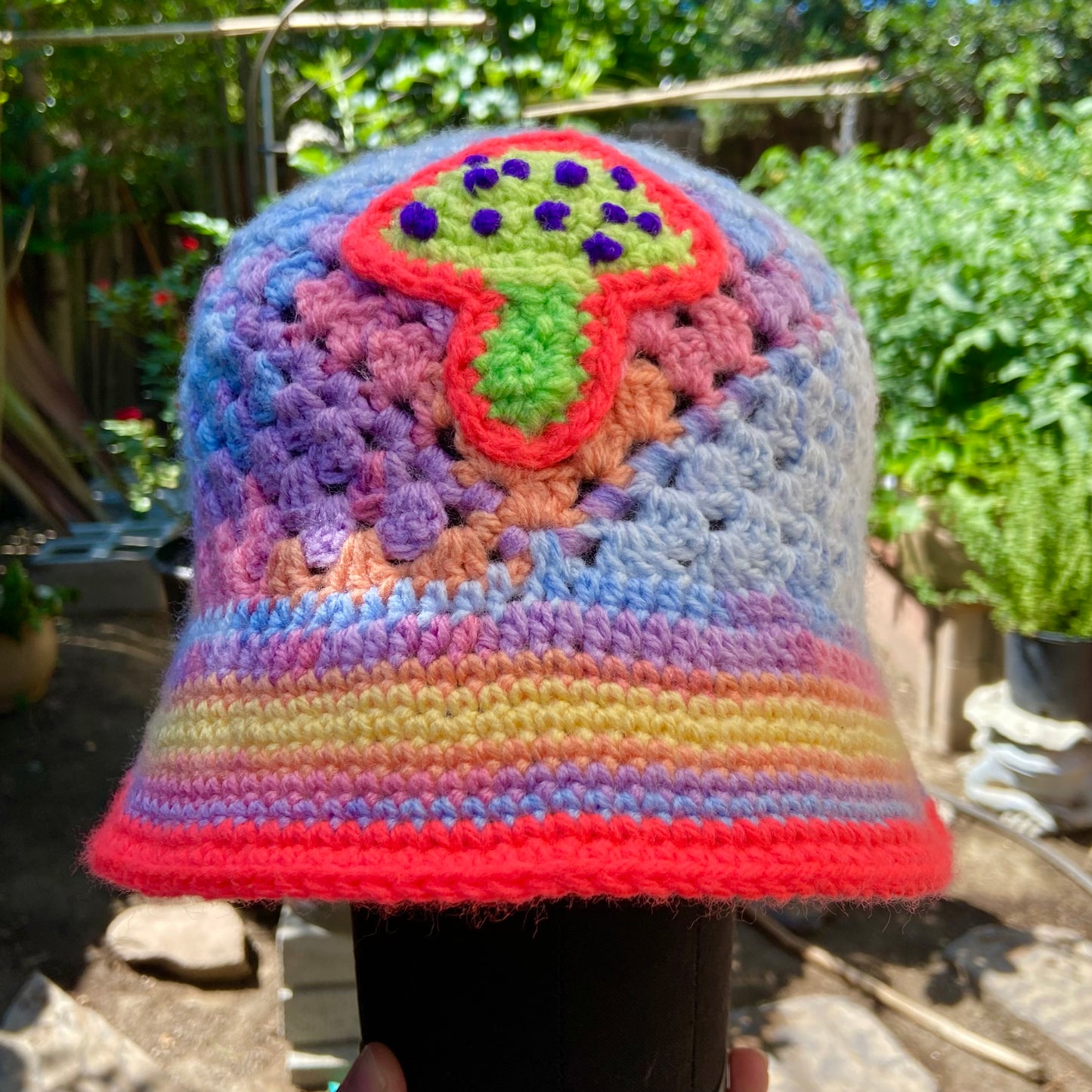 Bucket hat