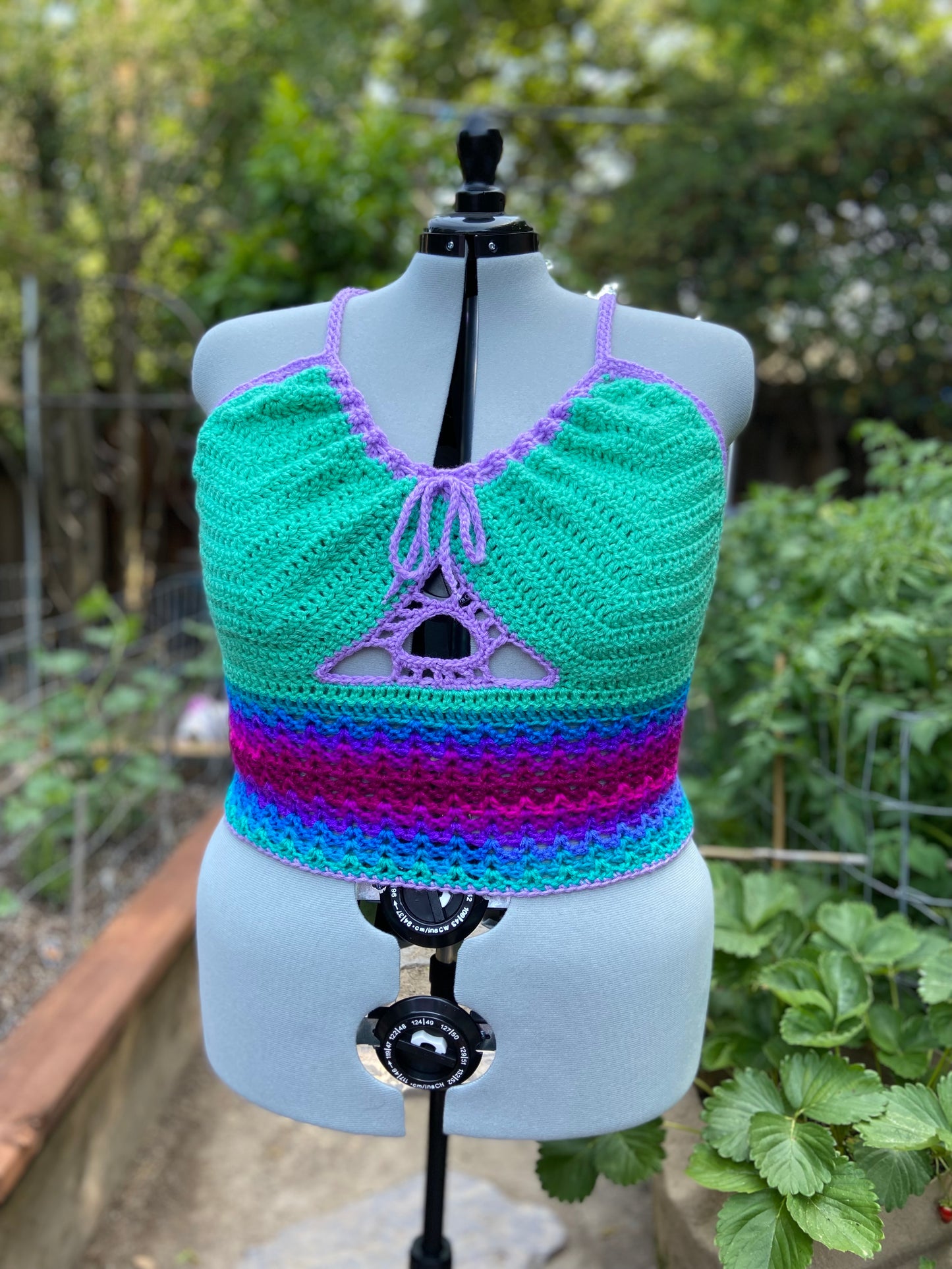 Crop top